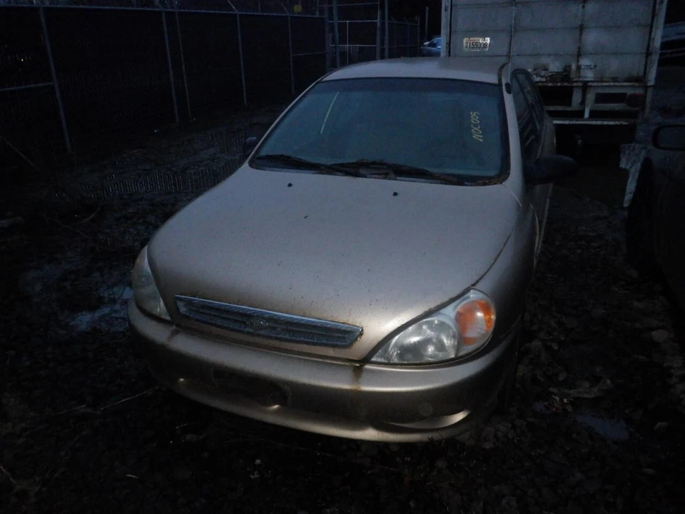 Conjunto de filtro de aire usado se adapta a: montaje Kia Rio 2002 grado A Foto 2 de 4