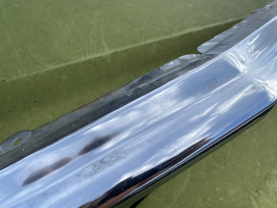 1954 克莱斯勒纽约客上烧烤吧不锈钢装饰成型 — 第 4/4 张图片