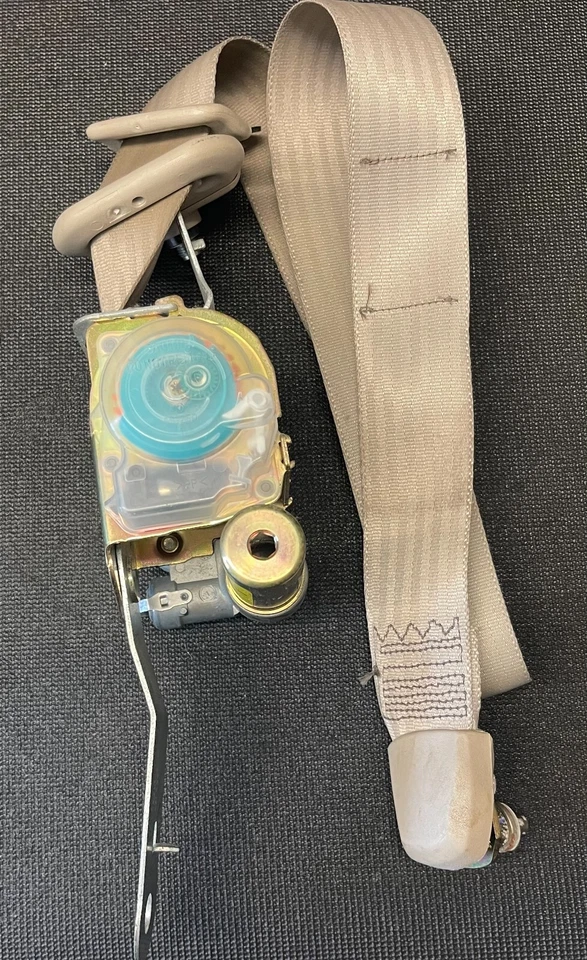 Toyota Avalon 1998 1999 cinturón de seguridad lateral derecho pasajero delantero retractor OEM Foto 2 de 4