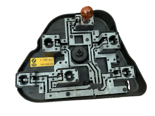 BMW E39 Rücklicht Birnenfassung Heckleuchte Birnenfassung HELLA OEM 146036-00 R