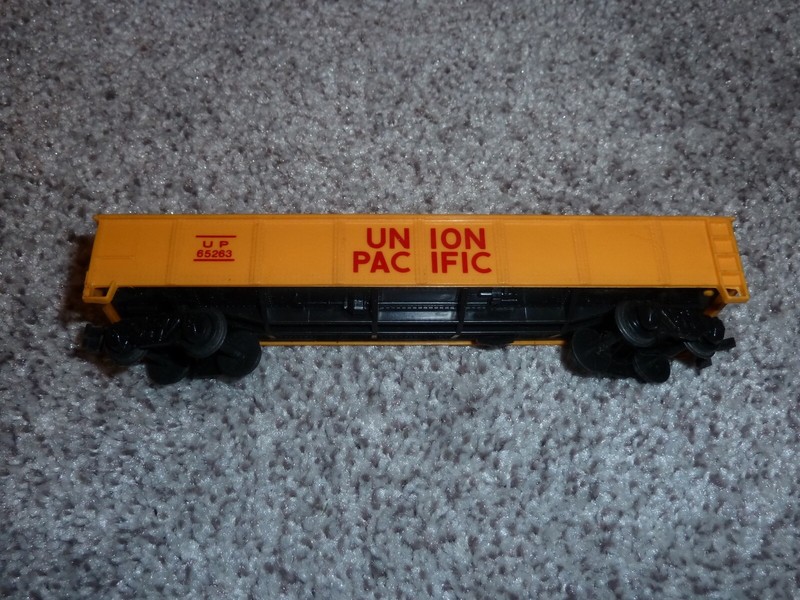 HO Scale Union Pacific #65263 Freight Car ((SEE PHOTO"S)