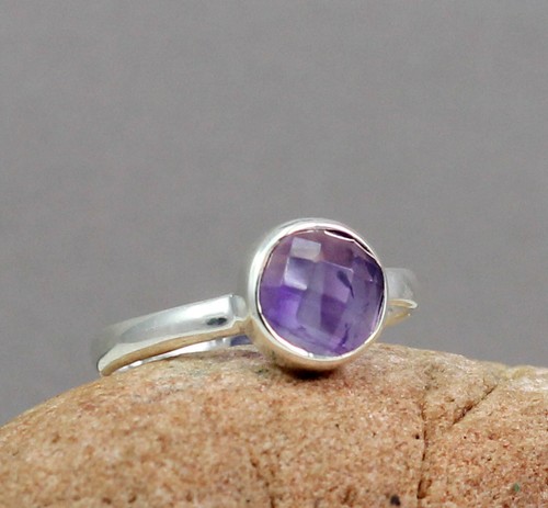 Solid 925 Sterling Silver Amethyst Gemstone Handmade Wedding Woman's Gift Ring - Picture 2 of 10