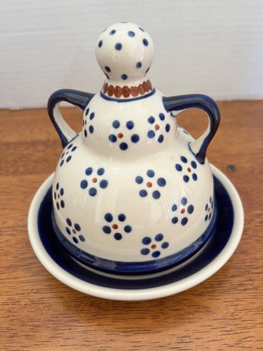 Boleslawiec Nature Figural Lady /Cheese /butter Plate/covered - Picture 5 of 10