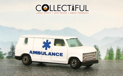 FORD TRANSIT / ECOLINE VAN - AMBULANCE - DIECAST MODEL   #428