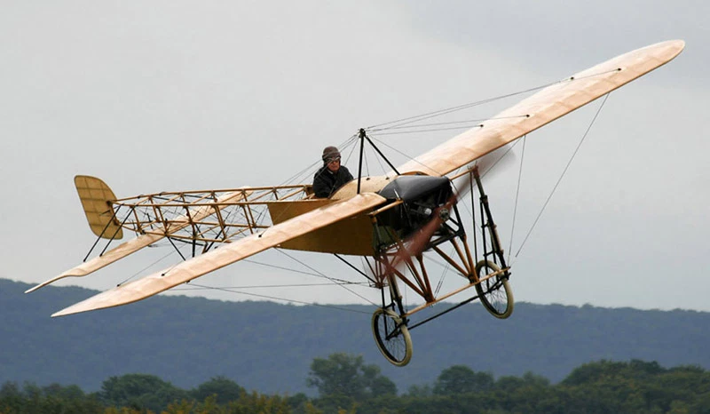 R&N Model Airplane Plans (FF): Bleriot XI 1/12 Scale 26" Wingspan - Image 3 of 4