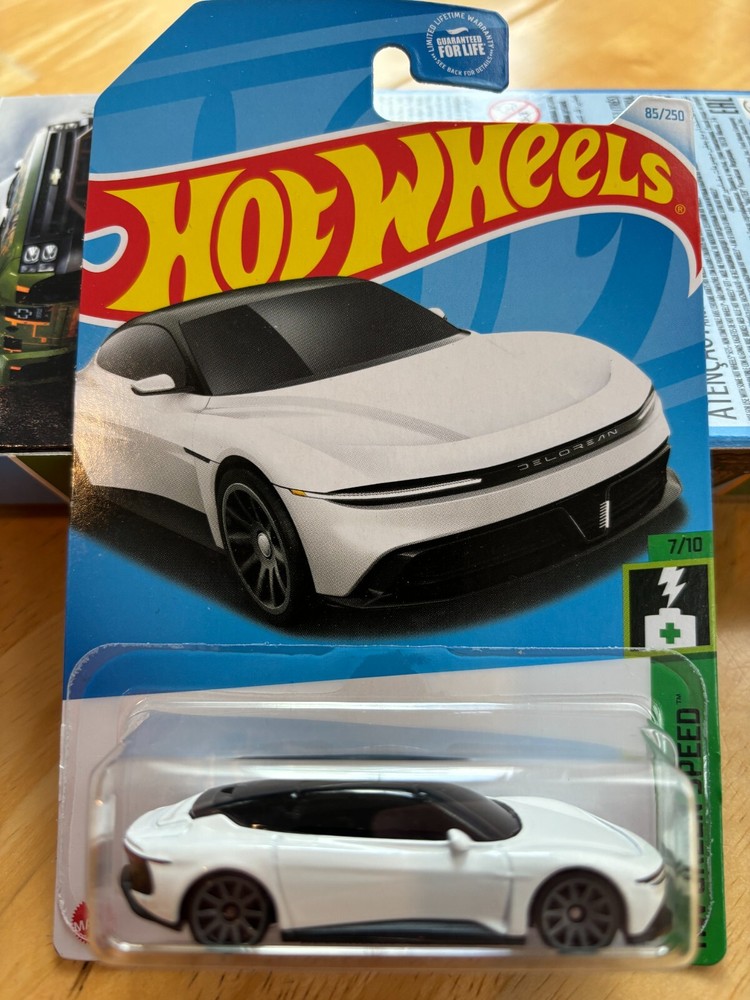 Hot Wheels Delorean Alpha5