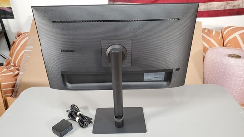Samsung 27" 2k 1440p 75Hz IPS Monitor ViewFinity S61B QHD with AMD FreeSync - Picture 2 of 3