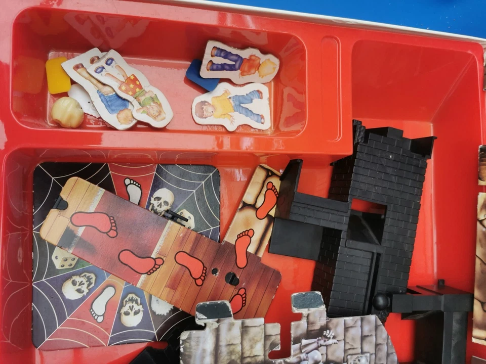 Ghost Castle Board Game by MB Games Vintage 1985 - Image 3 of 4