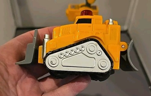 GeoTrax Yellow Bulldozer Dozer RC ferngesteuert GETESTET FUNKTIONIERT Sounds Figur - Bild 4 von 8