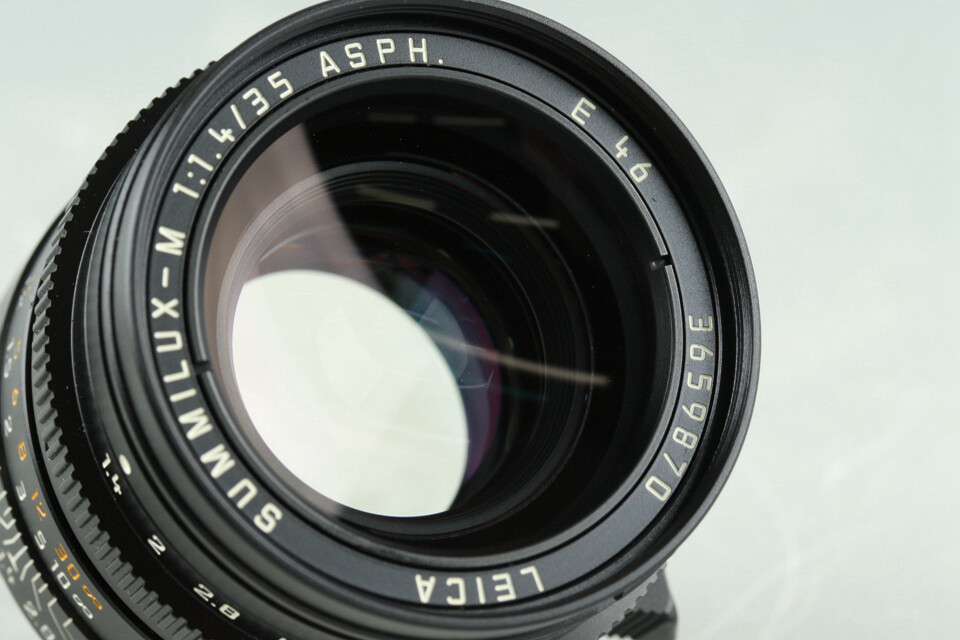Leica Summilux-M 35mm F/1.4 ASPH. Lens for Leica M #35504 C2 Leica Summilux-M 35mm F/1.4 ASPH. Lens for Leica M #35504 C2
