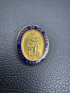 DAR Madonna Of The Trail NSDAR Gold Filled Pin