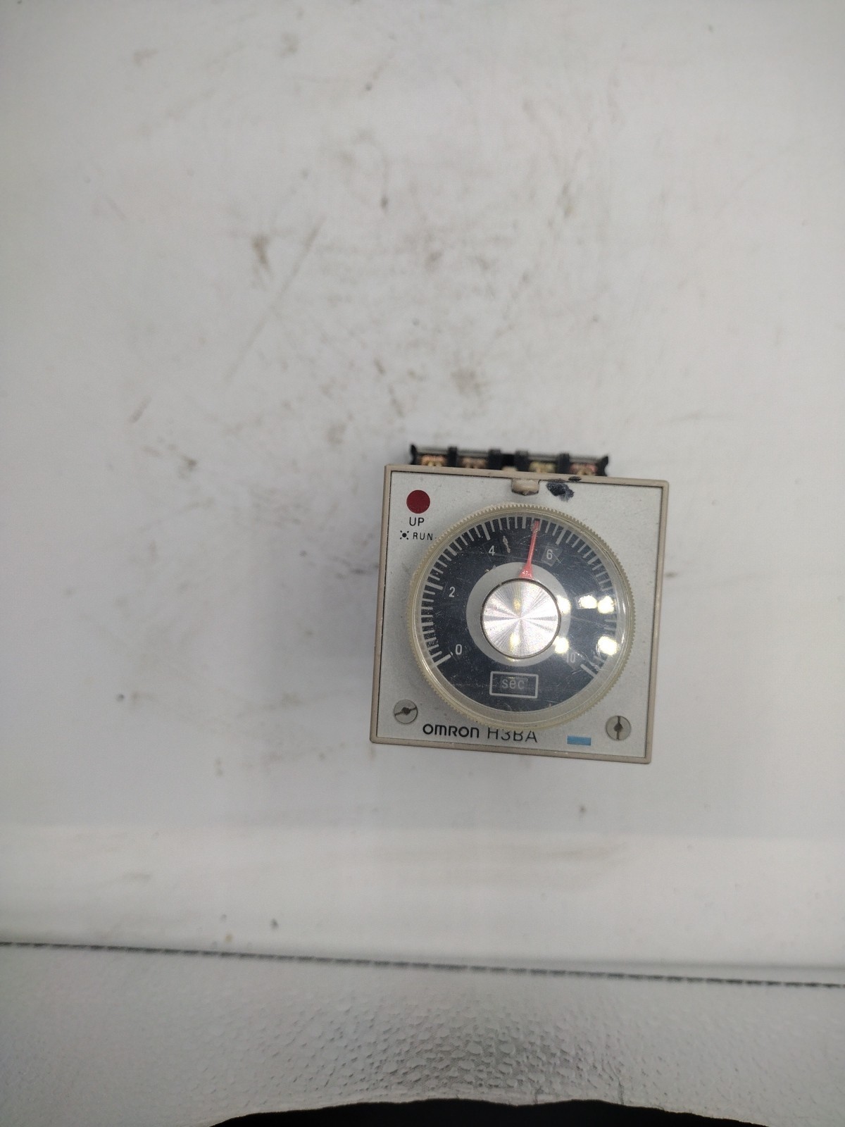 OMRON H3BA-8 TIMER / Base