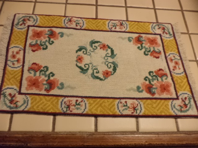 Dollhouse Miniatures Vintage Artisan Handcrafted Petit Point Rug-LARGE 10" x 6"