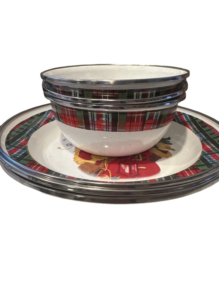 Conjunto de pratos e tigelas xadrez de Natal Hallmark Sarah’s Mitford Papai Noel 6 peças feriado - Imagem 2 de 4