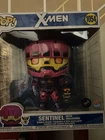 Funko Pop! 1054 X-Men Sentinel w/Wolverine 10" Chase Black Light