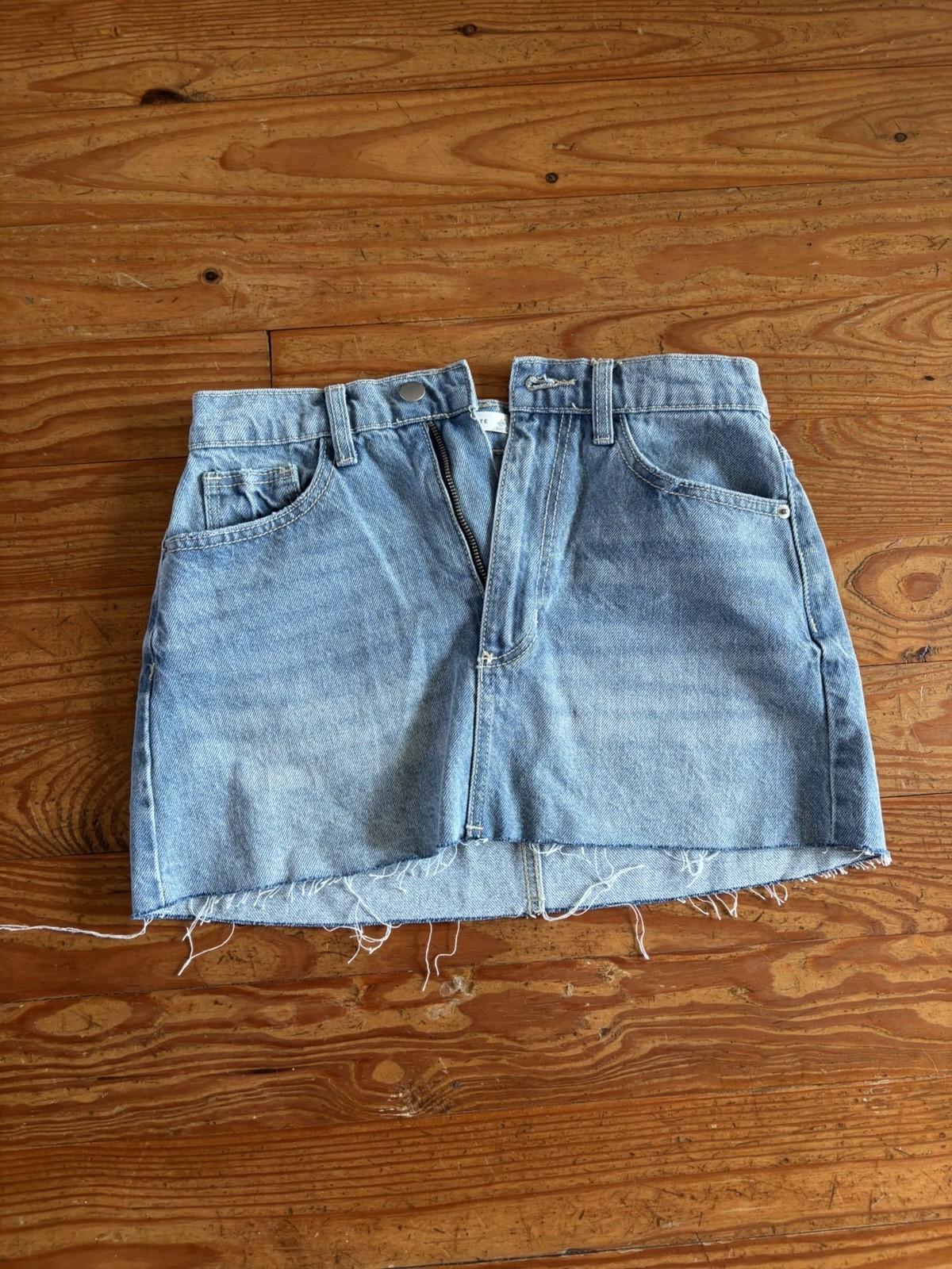 ALTAR'D STATE Blue Denim Mini Skirt XS High Rise Raw Hem Button Zip Pockets
