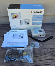 Polaroid i1032 Digital Camera NO BATTERIES, NO MEMORY CARD R2