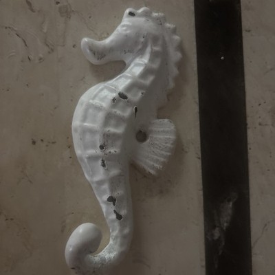Ceramic Seahorse Wall mount 6 in