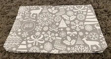 Perfectly Posh Winter Makeup Accessory Bag, Gray and White, Brand New