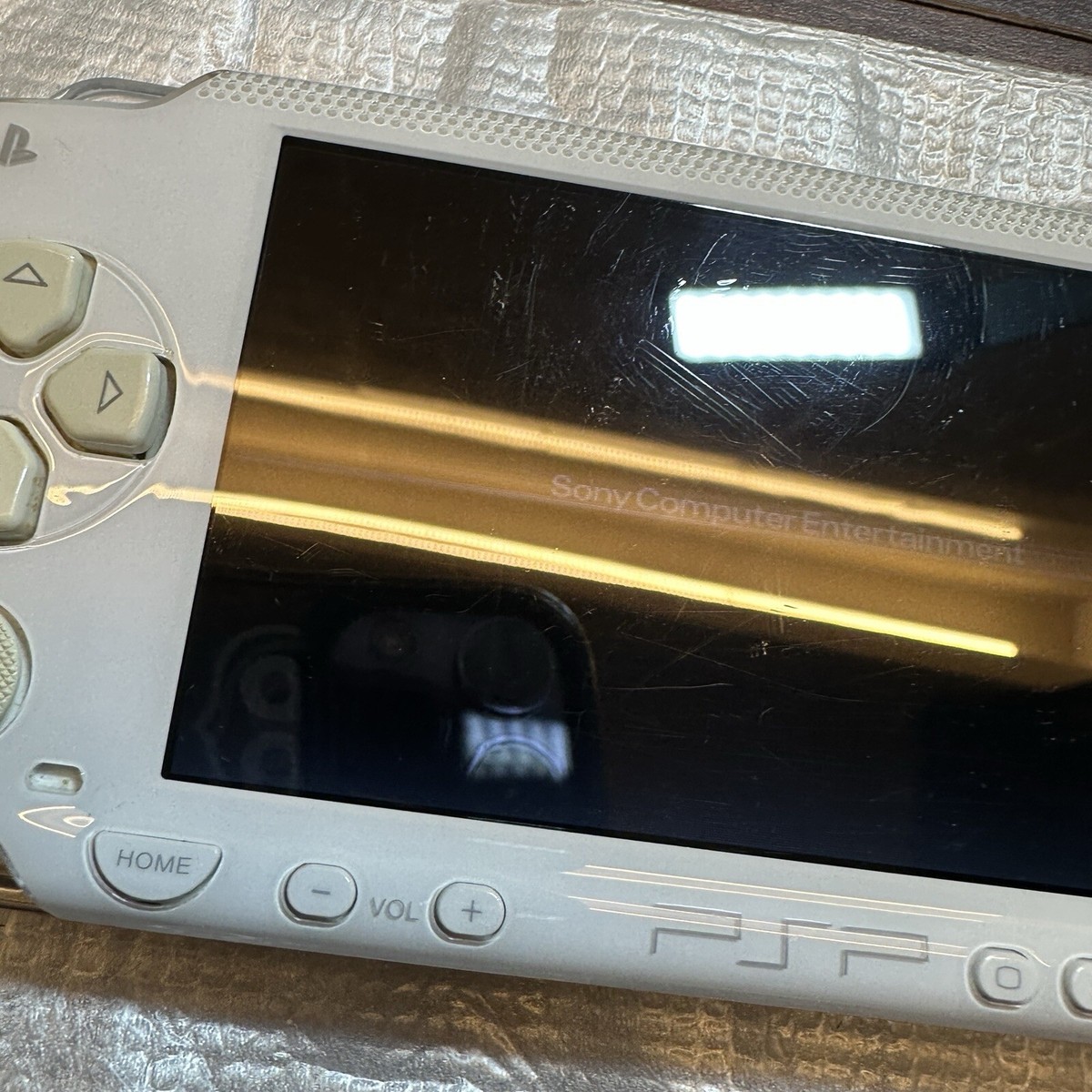 Sony PSP 1000 Launch Edition Ceramic White Handheld System Sony PSP 1000 Launch Edition Ceramic White Handheld System