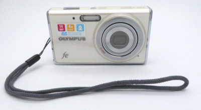 OLYMPUS　FE-4020 Olympus FE-4020 Digital Camera (Pearl White) 227505 B&H Photo