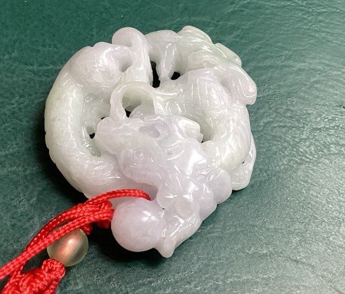Light Tan 1 Sided Jadeite Dragon with Pearl Translucent Pendant - Picture 4 of 14
