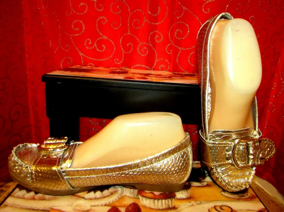 全新 RAMPAGE LULLABY2 尺寸 7 金色/银色金属复制品印花仿皮鞋 — 第 3/4 张图片