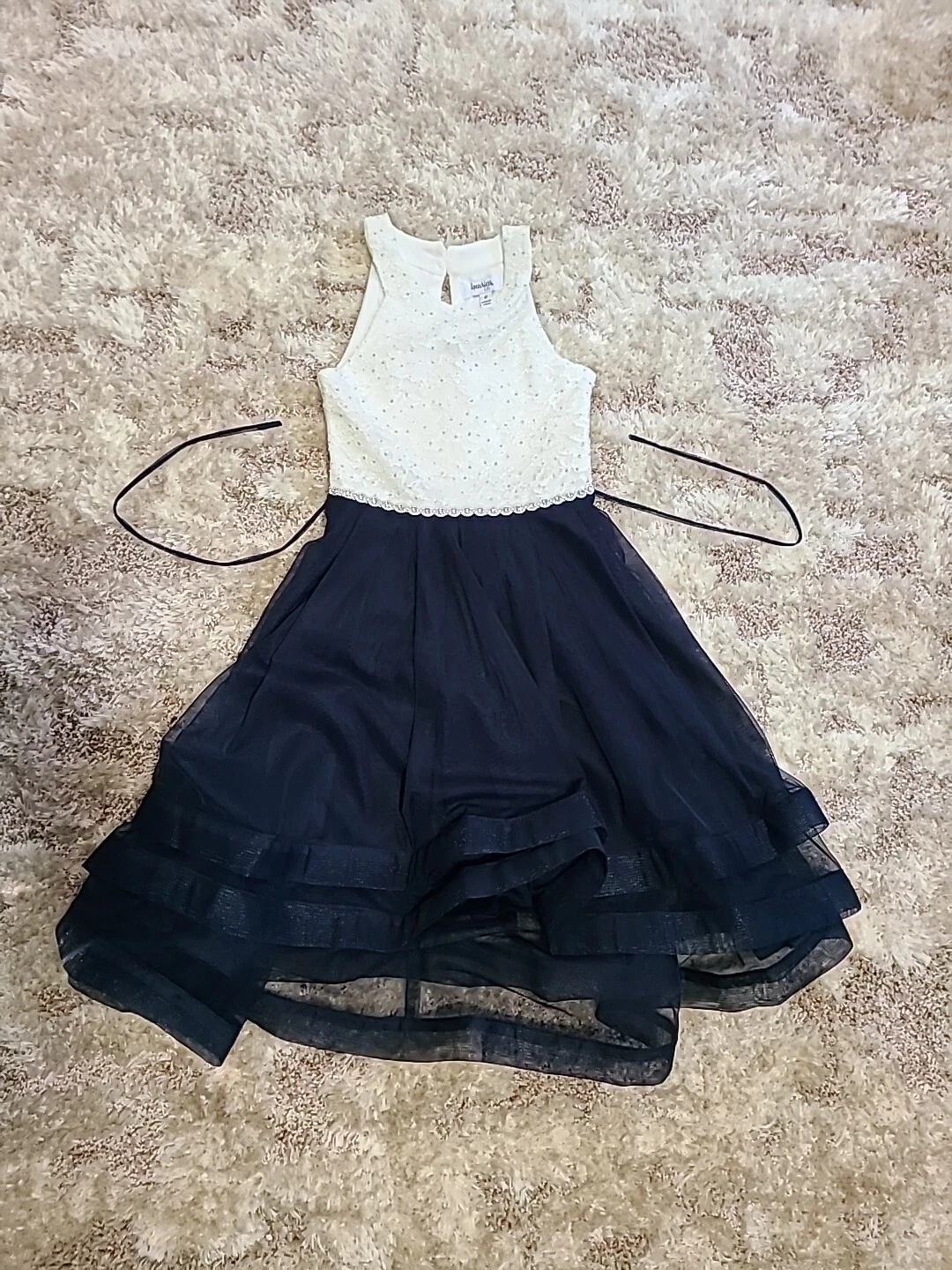 Macys Girl Evening Dress Size 8 White And Navy Blue Gorgeous.