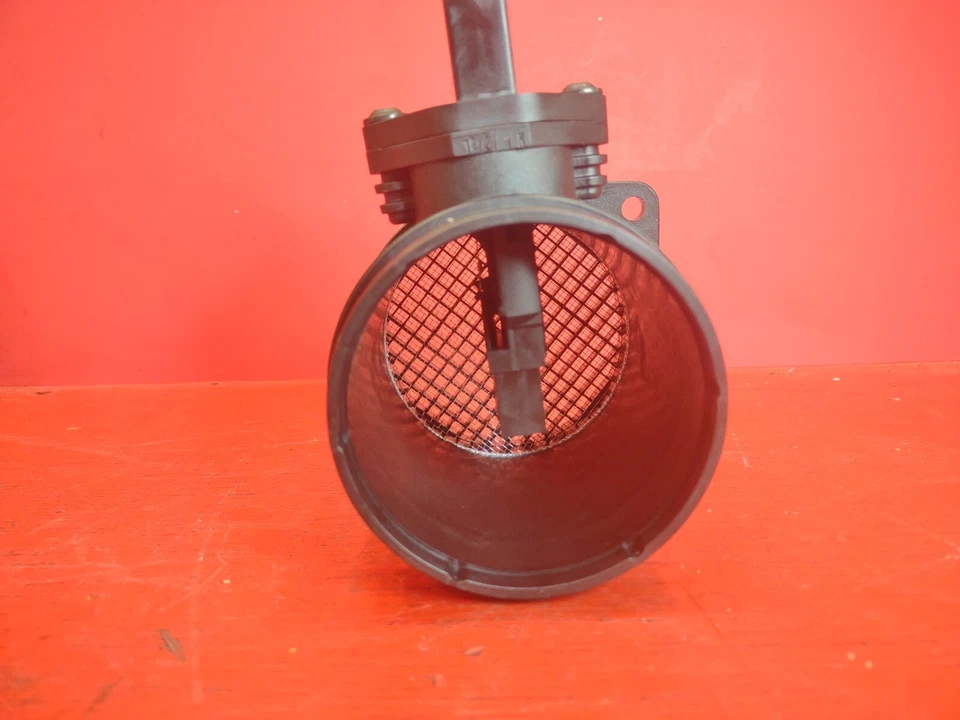 Sensor de flujo de masa de aire BOSCH 0280218073 para Audi A3 TT Quattro 2002-2009, VW Tour Foto 4 de 4