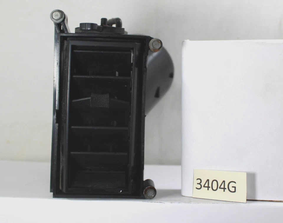 Buick Centurion 1971-1973, Riviera, Electra, aire acondicionado/calefacción, tablero y pernos del conductor de ventilación Foto 2 de 4