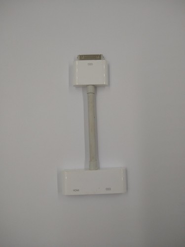 Apple A1388 MC953ZM/A Digital AV 30-Pin To HDMI Adapter - 第 1/3 張圖片