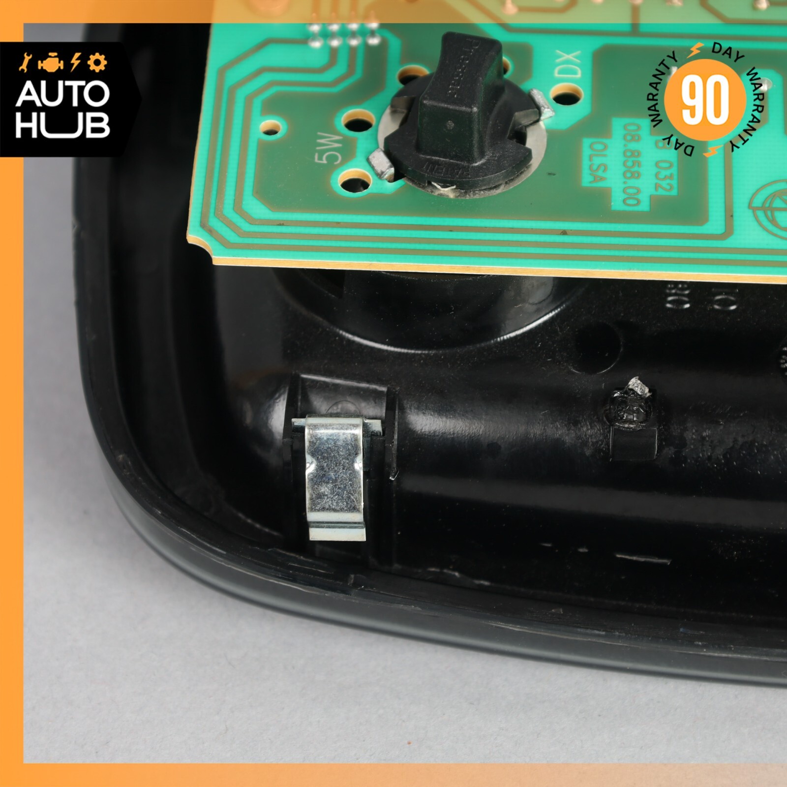 03-18 Maserati GranTurismo M145 Interior Overhead Dome Light Lamp 990096 OEM