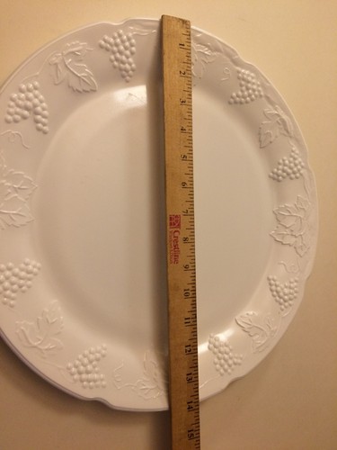 Piatto vetro latte modello vite 14" ~ USATO~Piatto da portata uva bianca vintage - Foto 6 di 6