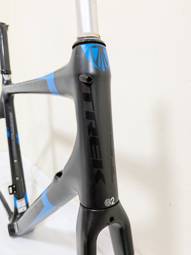 Trek Madone 5.5 58cm Large (56.9cm Effective Top Tube) Carbon Road Bike Frame - Picture 11 of 22