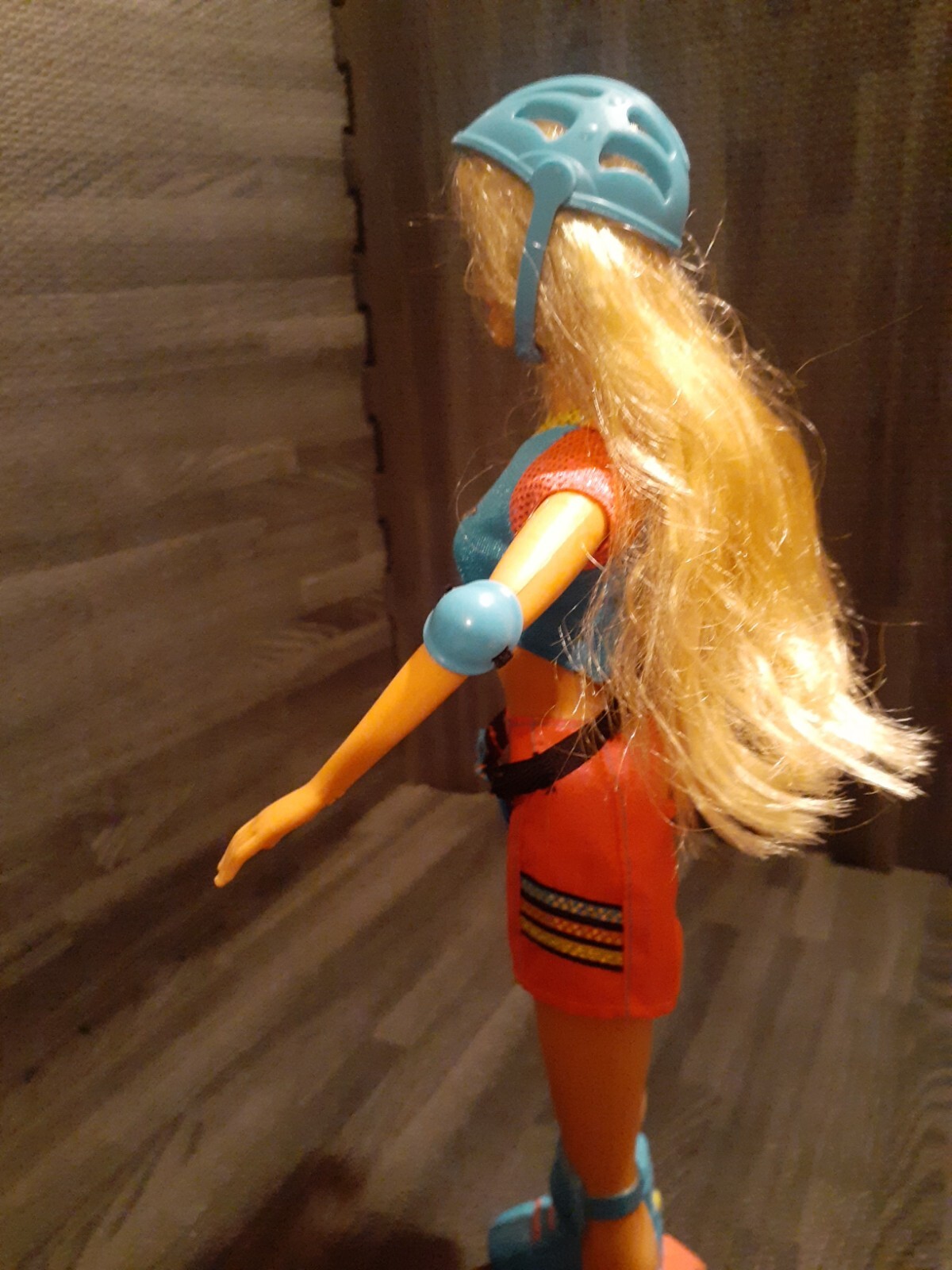 Barbie Cool Skating 1999 Mattel with helmet and pads eBay