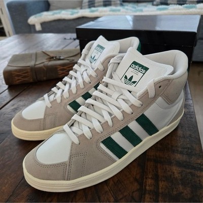 Adidas Superskate sneakers. Clear Granite / Collegiate Green / Crystal White. Si