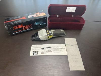 Star Trek Next Generation Phaser Laser Pointer 1996 Limited