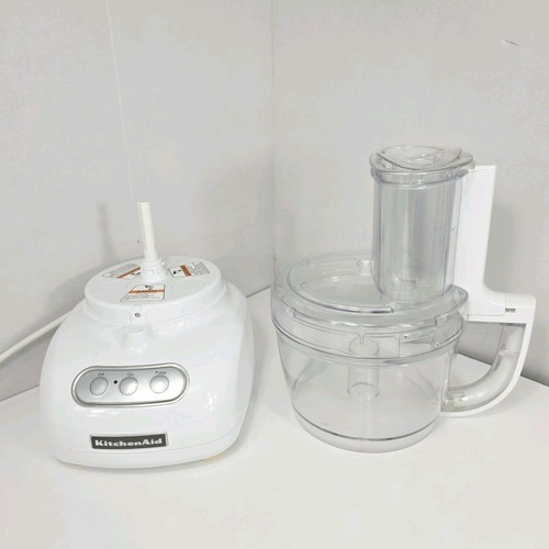 KitchenAid 12 Cup Food Processor White W/ Accessories & 4-Cup Bowl KFP760WH3 - Picture 8 of 23