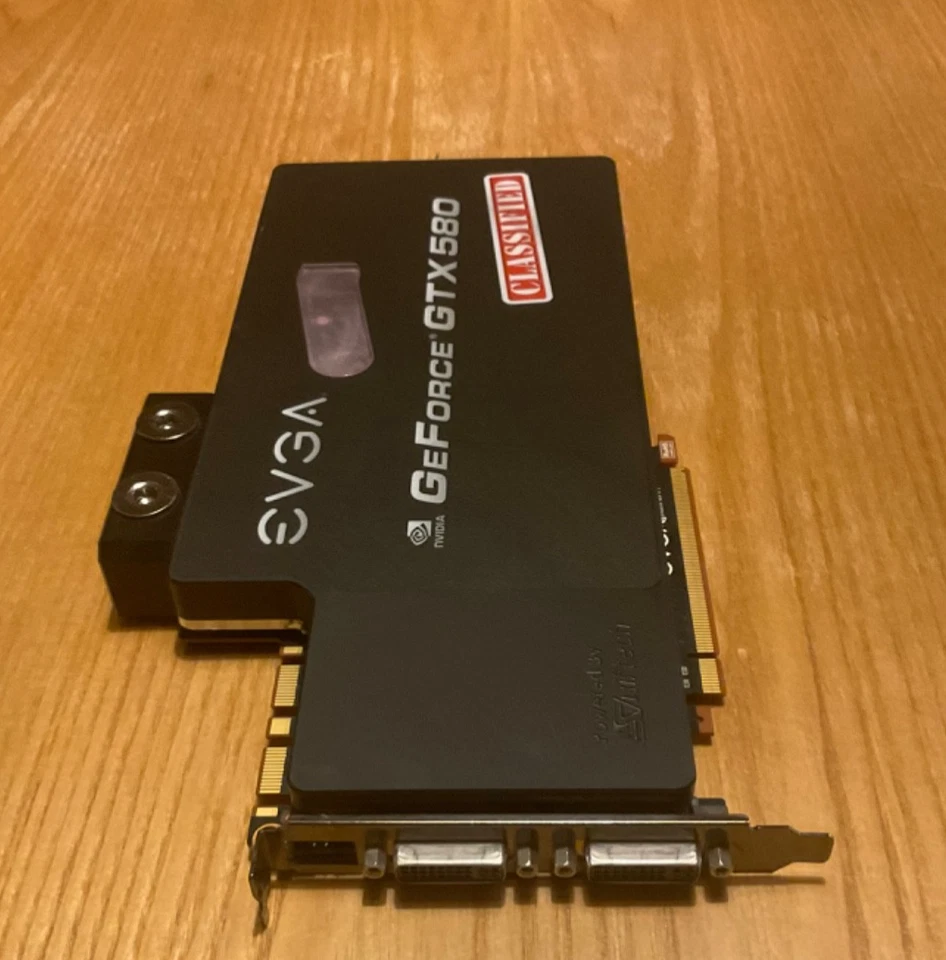 EVGA NVIDIA GTX 580 CLASSIFIED Hydro Copper 3GB GDDR5 PCIe Graphics Card - Image 2 of 4