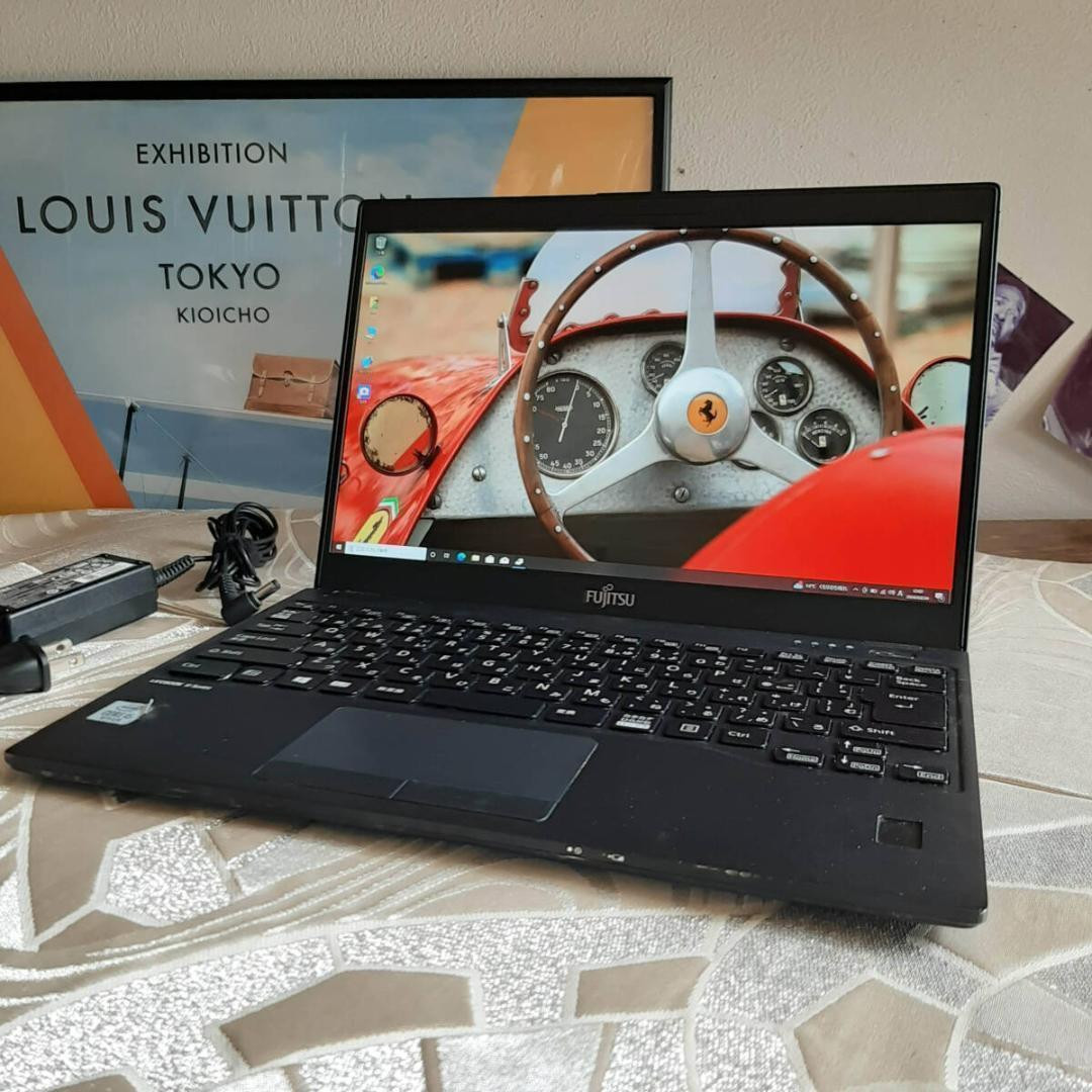 Fujitsu 13.3 Inch Laptop 10th Gen Intel Core i5 256GB SSD Fujitsu 13.3 Inch Laptop 10th Gen Intel Core i5 256GB SSD