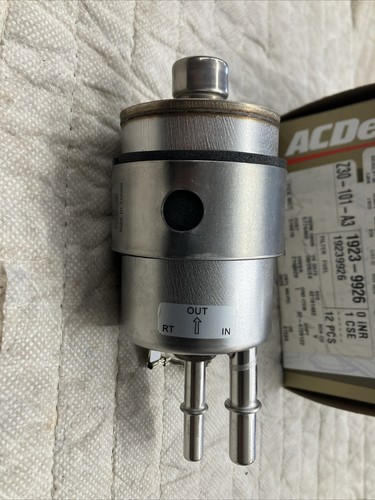 NOS GM # 19239926  1999-2004 C5 Chevrolet Corvette Fuel Filter GF822 - Picture 2 of 5