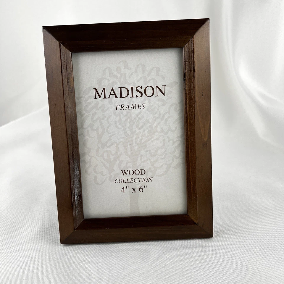 Madison Rustic Wooden Picture Frames 4x6 with Real Glass – Pack of 2 - Image 3 of 4