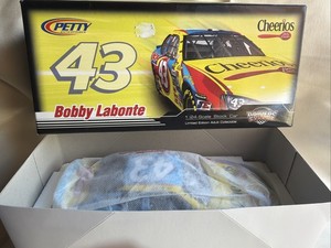 MOTORSPORTS AUTHENTICS RCCA  BOBBY LABONTE 43 DODGE AUTOGRAPHED BY RICHARD PETTY