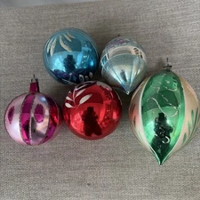 Lot of 5 Assorted Vintage Christmas Ornaments 1950’s Poland Japan