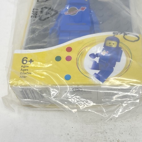 LEGO Classic Space LGL-KE10blue LED Key Light Classic Space Minifigure Key Chain - Picture 2 of 8
