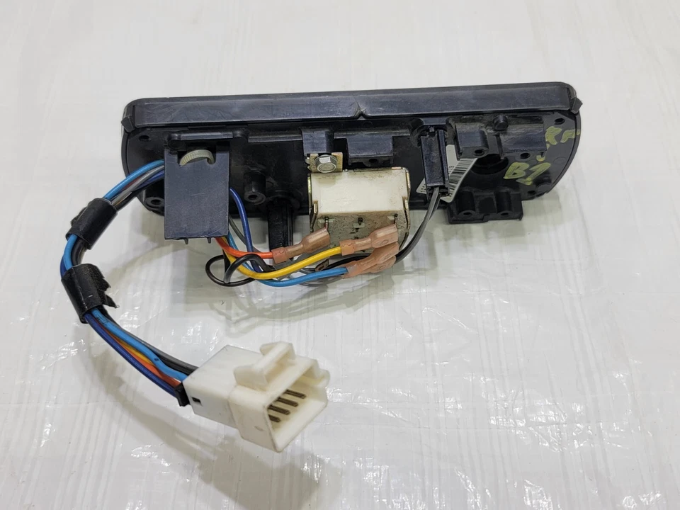 GMC Yukon 1997-2000 calentador de aire acondicionado trasero panel de control de temperatura climática 16209345 Foto 4 de 4