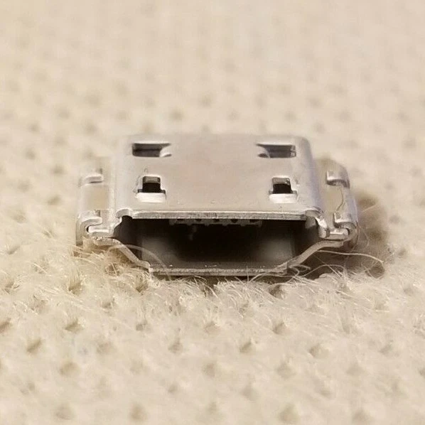 New Samsung OEM Charge Port - A667 A897 i405 i500 M350 T239 T679 T839 T939 N7000 - Image 3 of 4