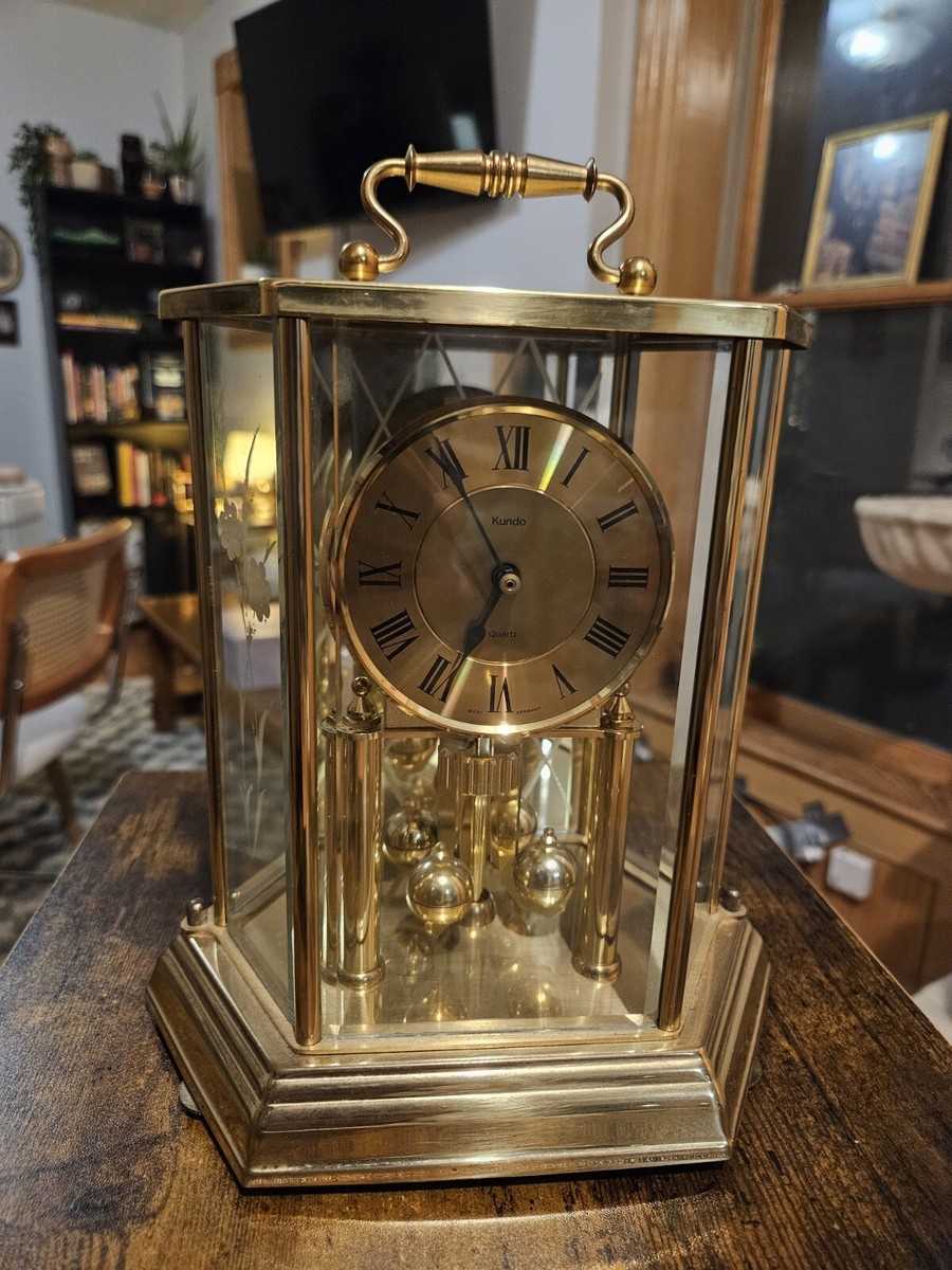 RARE VINTAGE KUNDO QUARTZ WEST GERMAN ROTATING HEXAGON CLOCK