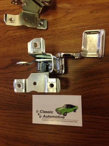 FLASH SALE Door Handles Inner Pair w/mechanisms 68-69 Camaro Firebird Deluxe - Picture 2 of 3