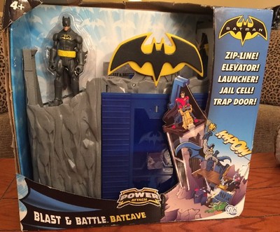 batman battle batcave